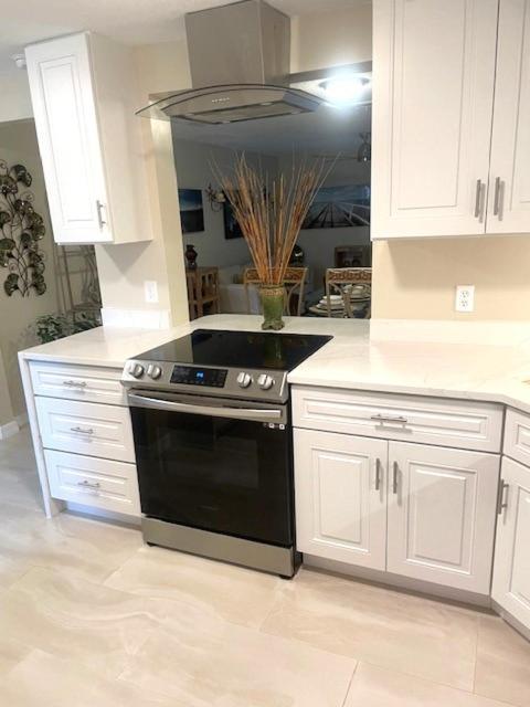 Coastal Townhome In 1 Mile To Beach! * Jupiter