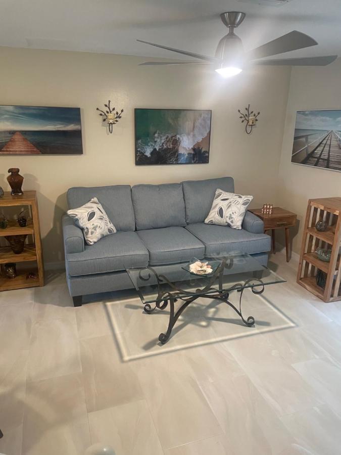 Coastal Townhome In 1 Mile To Beach! Jupiter